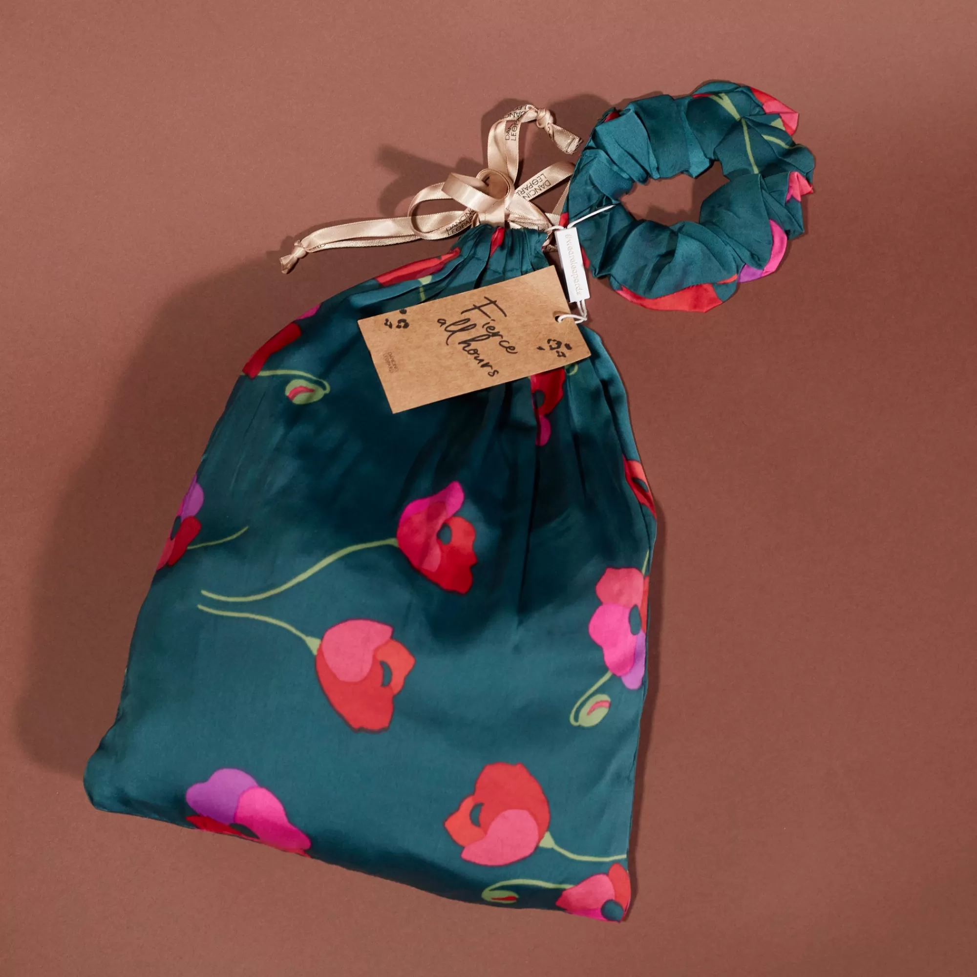 Pyjamas>Dancing Leopard Cosmos Satin Long Leg Pj Set In Poppies On Dark Green