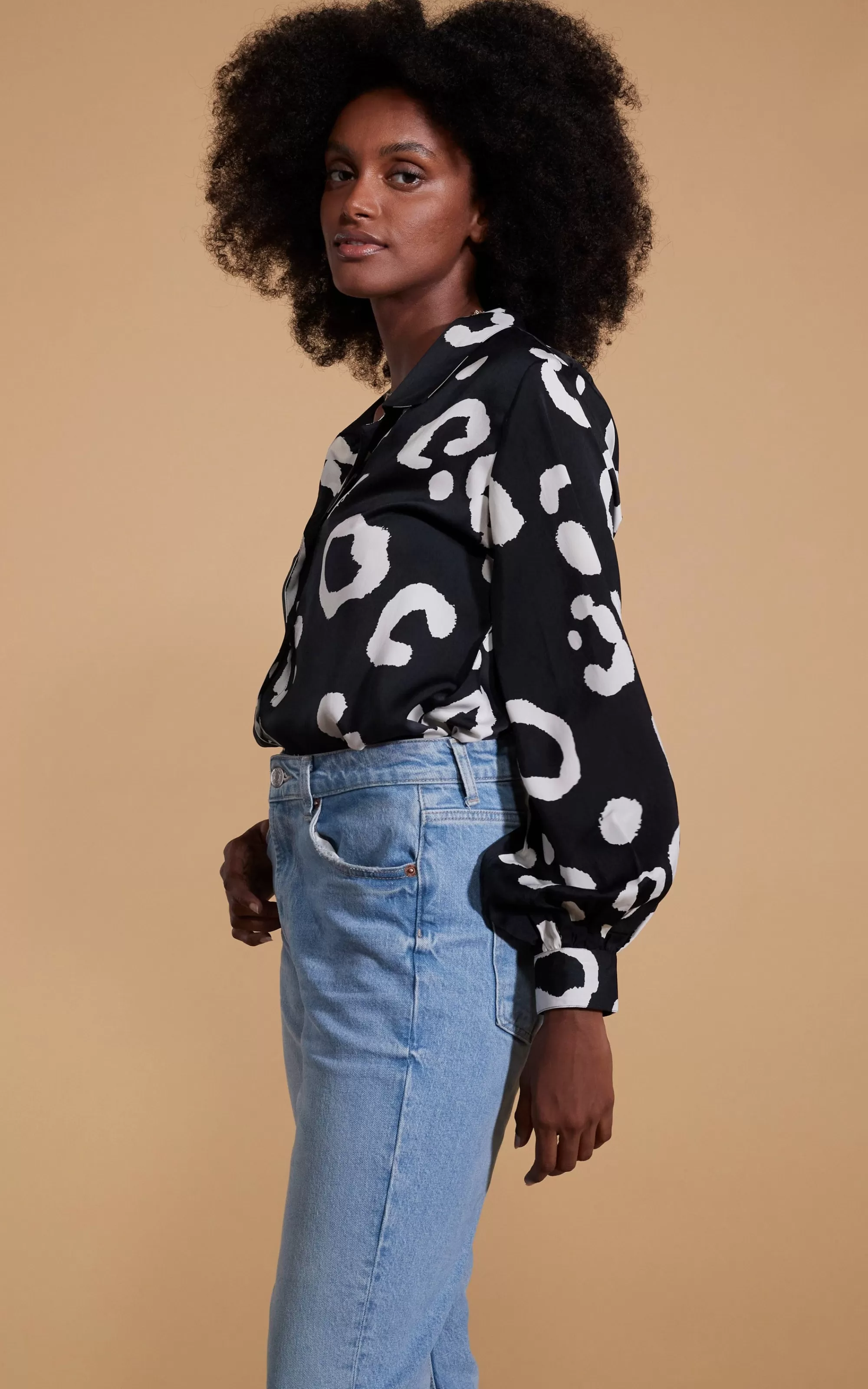 Shirts>Dancing Leopard Dixie Balloon Sleeve Shirt In Oversized Mono Leopard