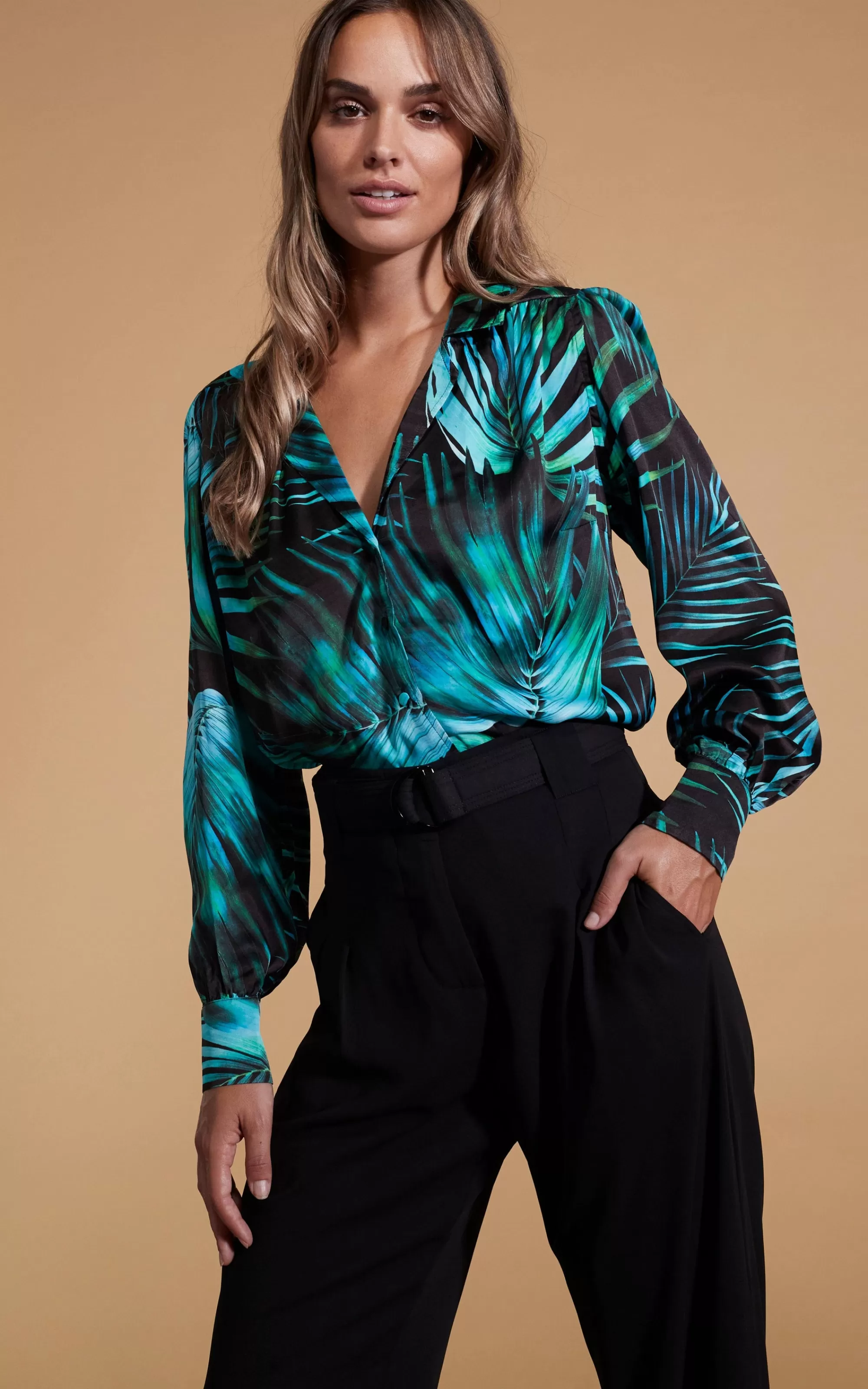 Shirts>Dancing Leopard Halo Dominic Shirt In Green Palm