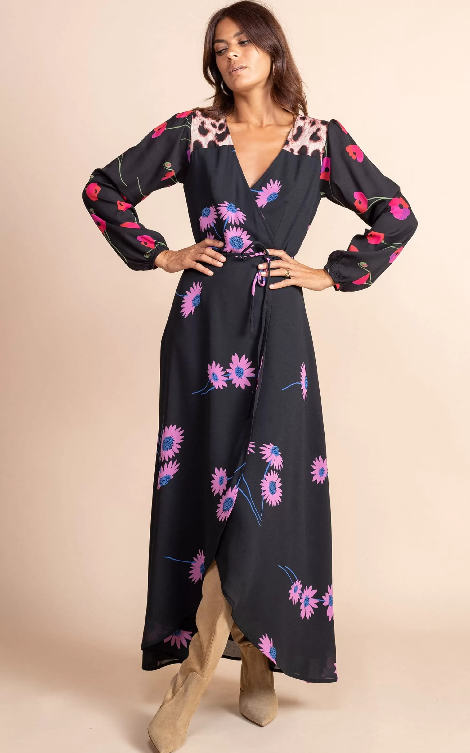 Dresses>Dancing Leopard Jagger Maxi Wrap Dress In Pink Daisy On Black Mix